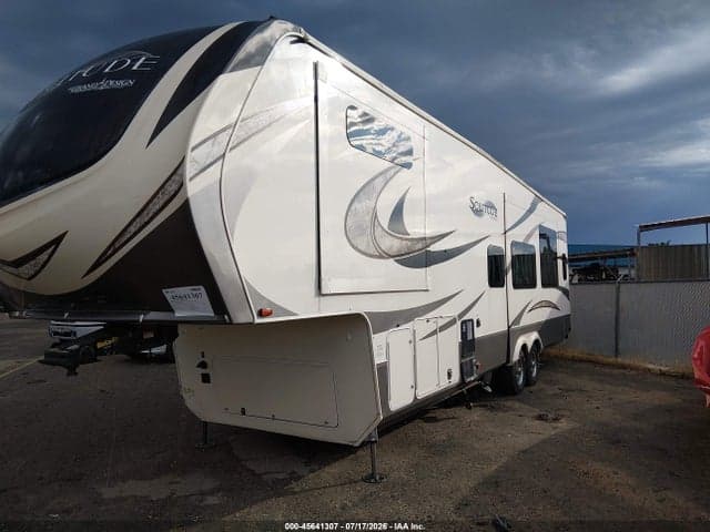 2018 GRAND DESIGN RECREAT SOLITUDE SERIES M-34 2