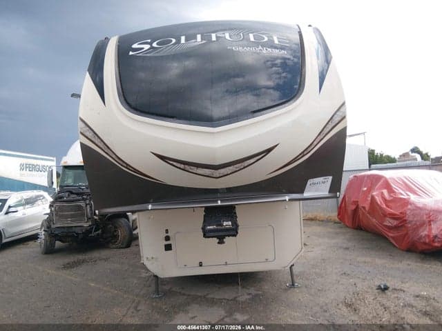 2018 GRAND DESIGN RECREAT SOLITUDE SERIES M-34 10