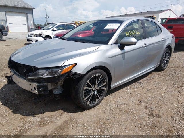 2018 TOYOTA CAMRY SE 6