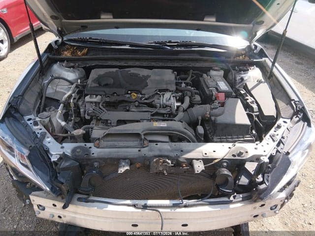 2018 TOYOTA CAMRY SE 10