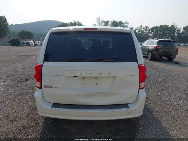 2017 DODGE GRAND CARAVAN SE 16