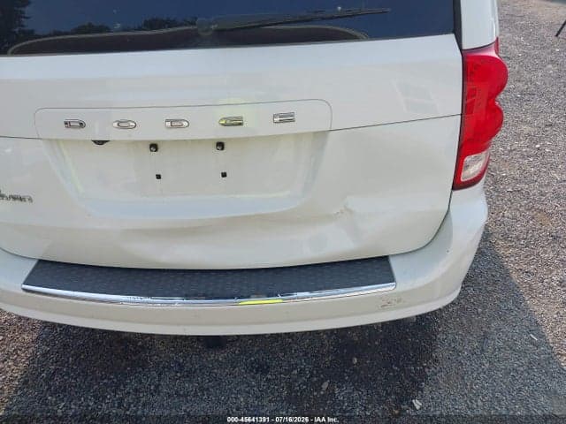 2017 DODGE GRAND CARAVAN SE 19
