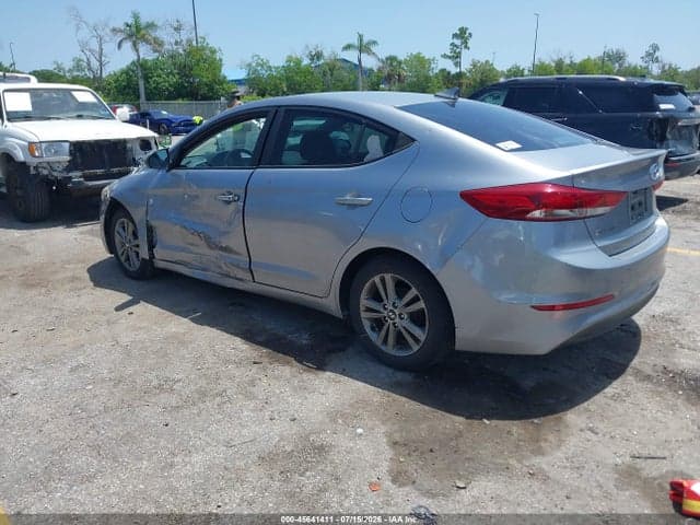 2017 HYUNDAI ELANTRA SE 3