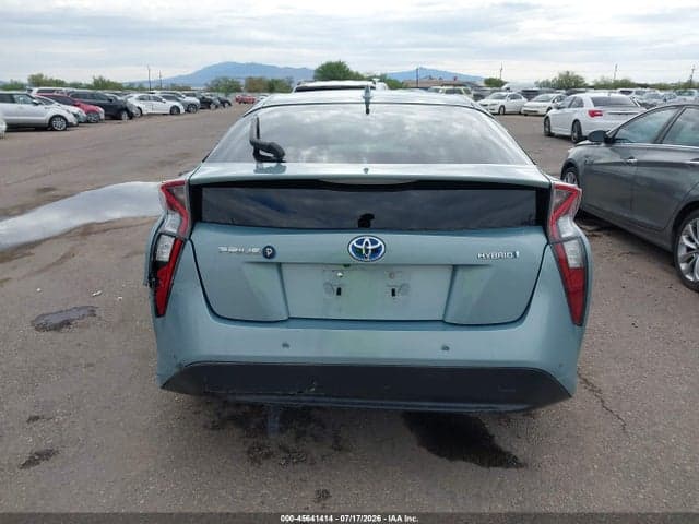 2018 TOYOTA PRIUS TWO 17