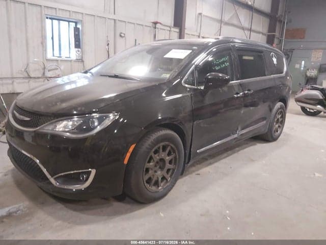 2017 CHRYSLER PACIFICA TOURING-L 2