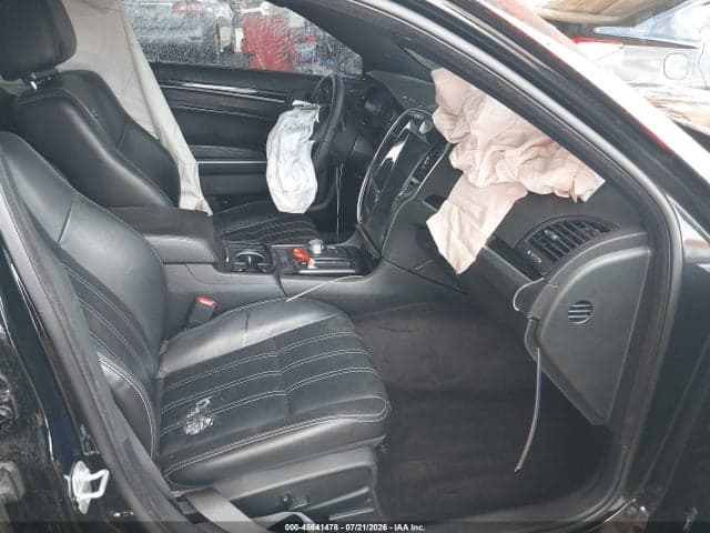 2018 CHRYSLER 300 300S 5