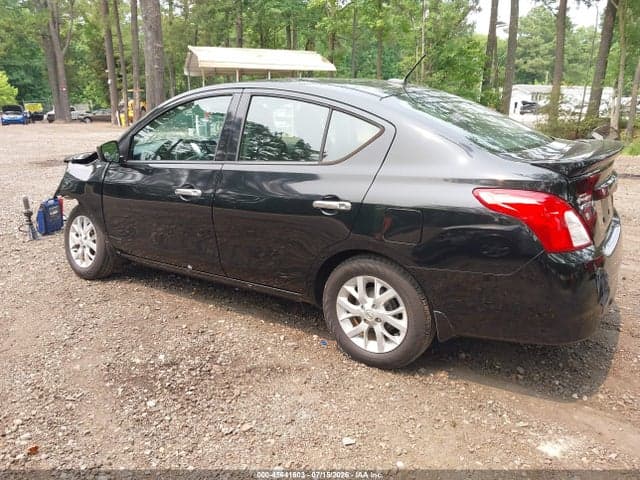 2017 NISSAN VERSA 1.6 SV 3
