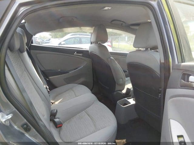 2017 HYUNDAI ACCENT SE 8