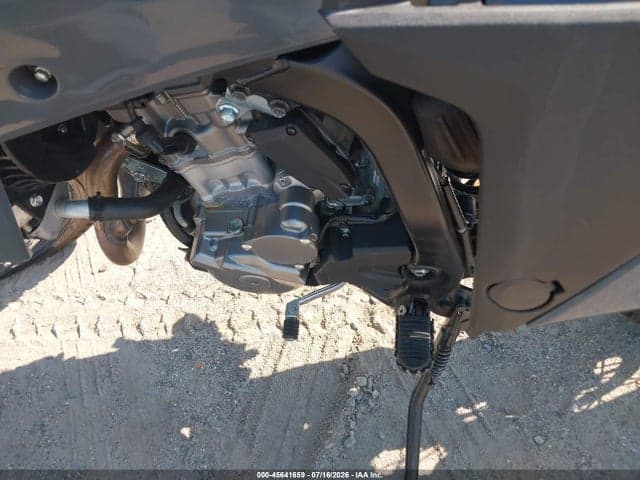 2025 SUZUKI DR-Z400 S 9