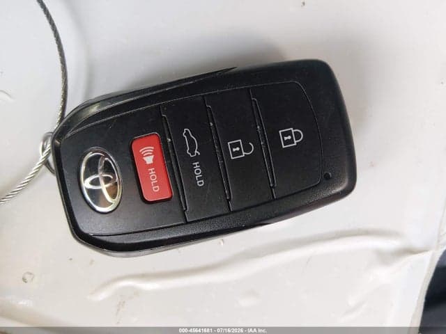 2026 TOYOTA CAMRY SE 11