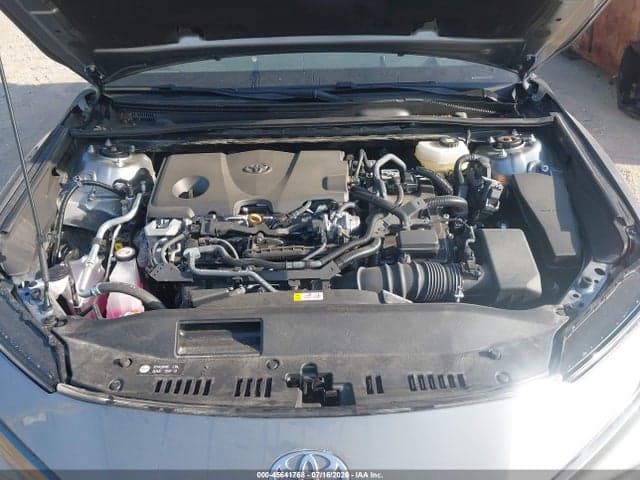 2025 TOYOTA CAMRY XLE 10