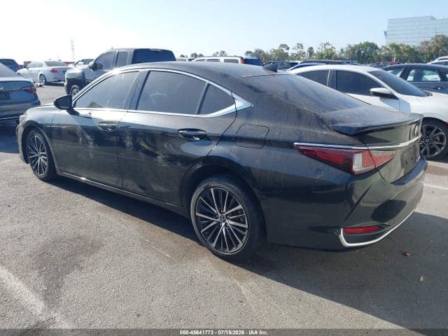2024 LEXUS ES 300H 3