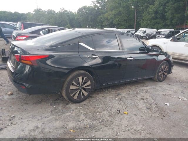2022 NISSAN ALTIMA SV FWD 13