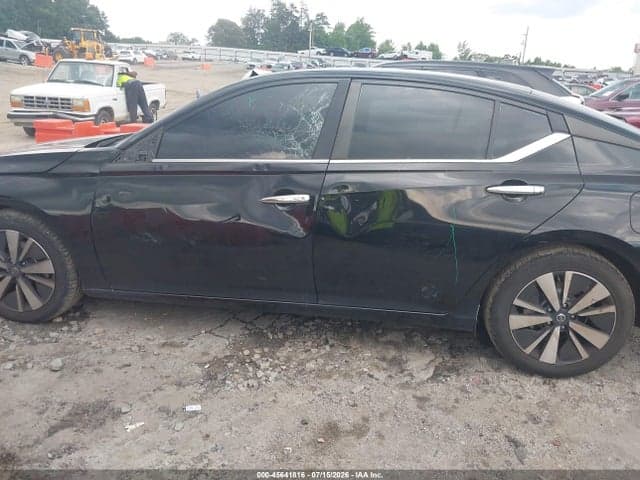 2022 NISSAN ALTIMA SV FWD 6