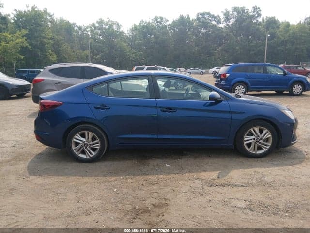 2019 HYUNDAI ELANTRA SEL 13