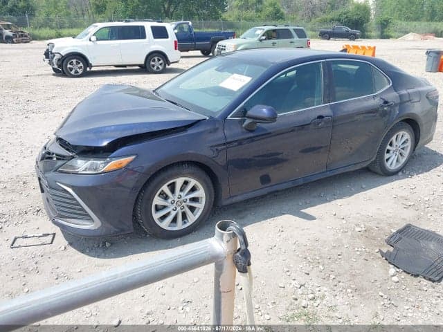 2022 TOYOTA CAMRY LE 2