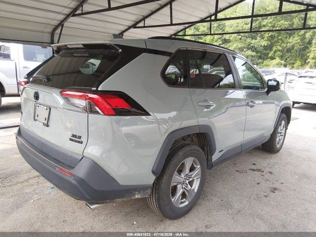 2022 TOYOTA RAV4 HYBRID XLE 4