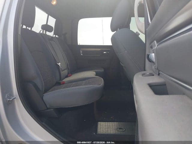 2017 RAM 1500 SLT 8