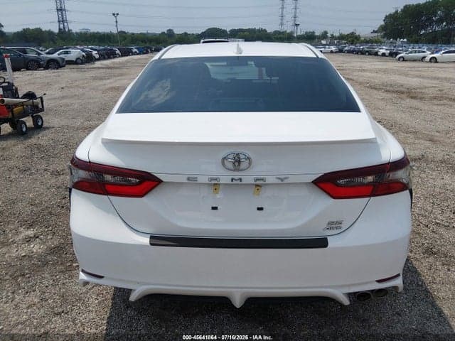 2022 TOYOTA CAMRY SE AWD 16