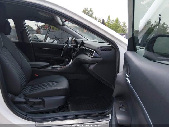 2022 TOYOTA CAMRY SE AWD 5