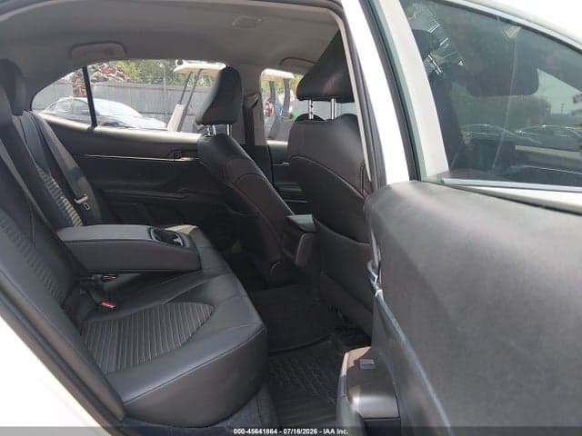 2022 TOYOTA CAMRY SE AWD 8
