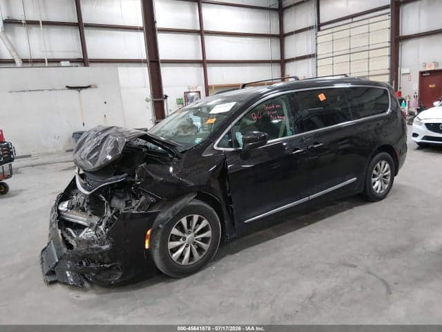 2018 CHRYSLER PACIFICA TOURING L 2