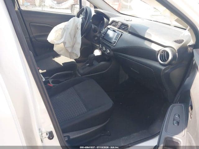 2024 NISSAN VERSA 1.6 S 5