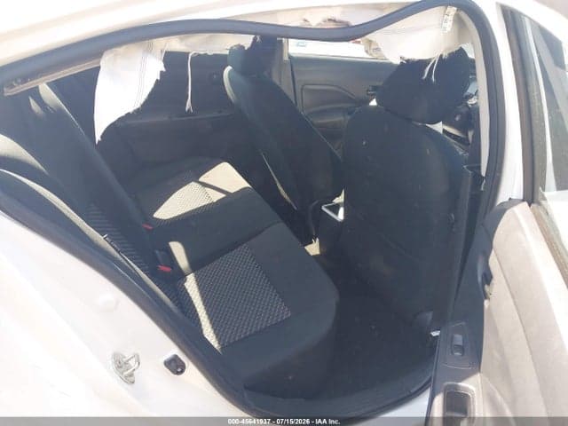 2024 NISSAN VERSA 1.6 S 8