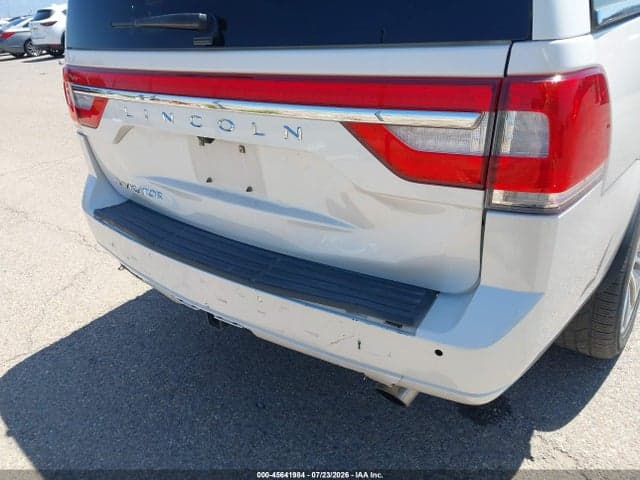 2017 LINCOLN NAVIGATOR SELECT 6