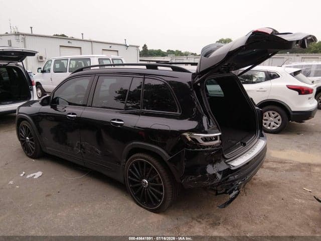 2023 MERCEDES-BENZ AMG GLB 35 4MATIC 3