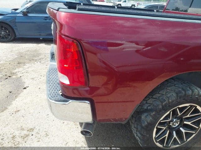 2017 RAM 1500 BIG HORN 4X2 5'7 BOX 17