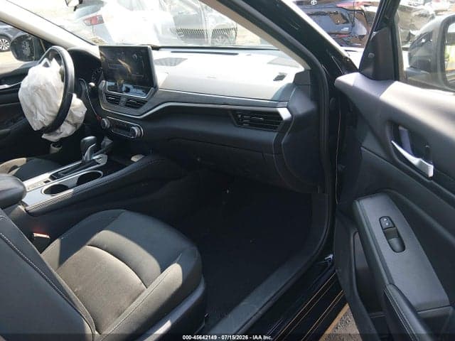 2024 NISSAN ALTIMA SV INTELLIGENT AWD 5