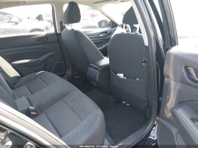 2024 NISSAN ALTIMA SV INTELLIGENT AWD 8
