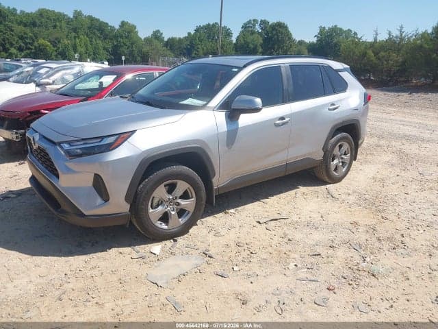 2025 TOYOTA RAV4 XLE 2