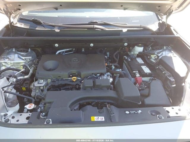 2025 TOYOTA RAV4 XLE 10