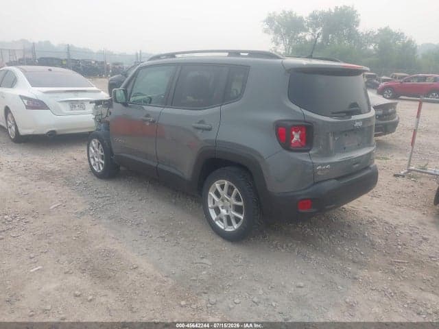 2019 JEEP RENEGADE LATITUDE 4X4 3