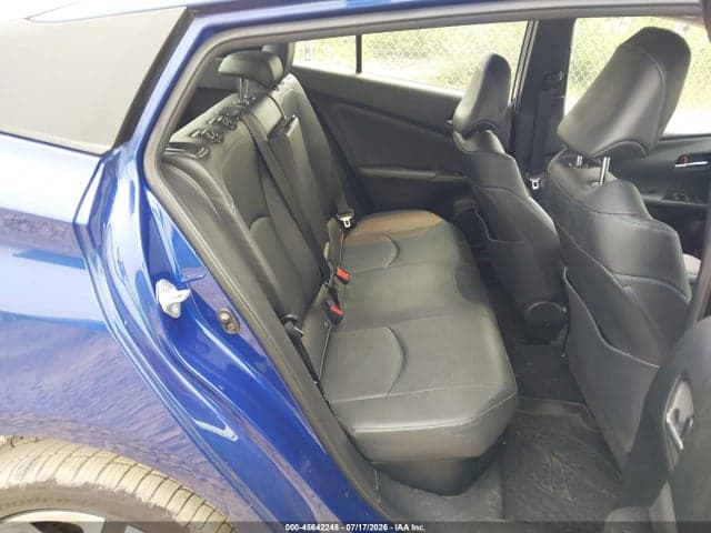 2018 TOYOTA PRIUS FOUR TOURING 8