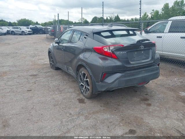2018 TOYOTA C-HR XLE PREMIUM 3