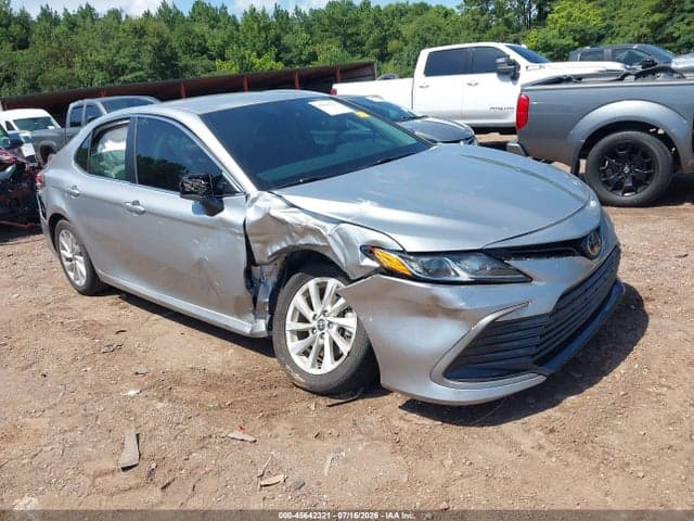 2024 TOYOTA CAMRY LE 1
