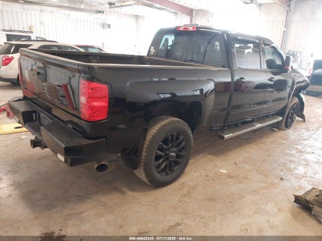 2017 CHEVROLET SILVERADO 2500HD LT 4