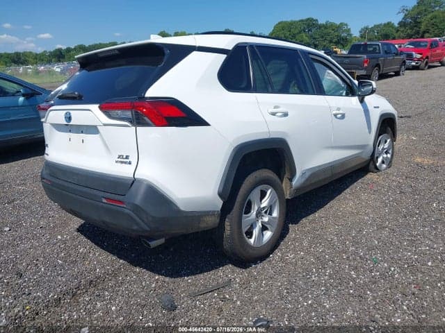 2021 TOYOTA RAV4 HYBRID XLE 4