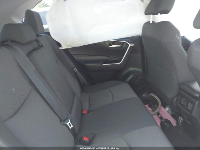 2021 TOYOTA RAV4 HYBRID XLE 8