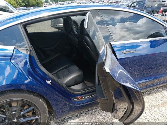 2019 TESLA MODEL 3 LONG RANGE/PERFORMANCE 8