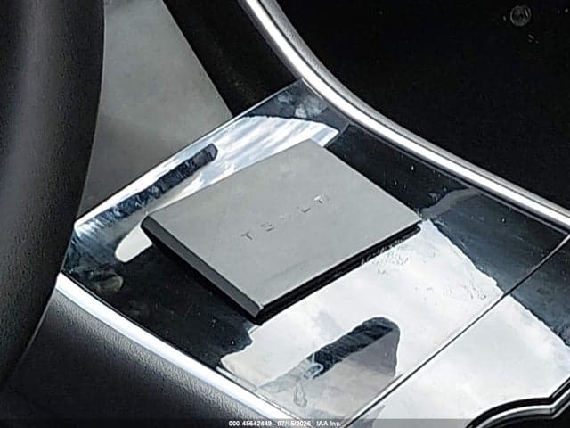 2019 TESLA MODEL 3 LONG RANGE/PERFORMANCE 10