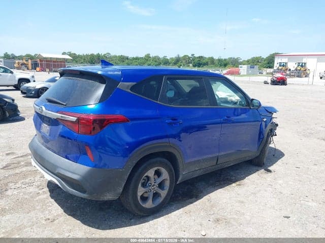 2021 KIA SELTOS LX 4