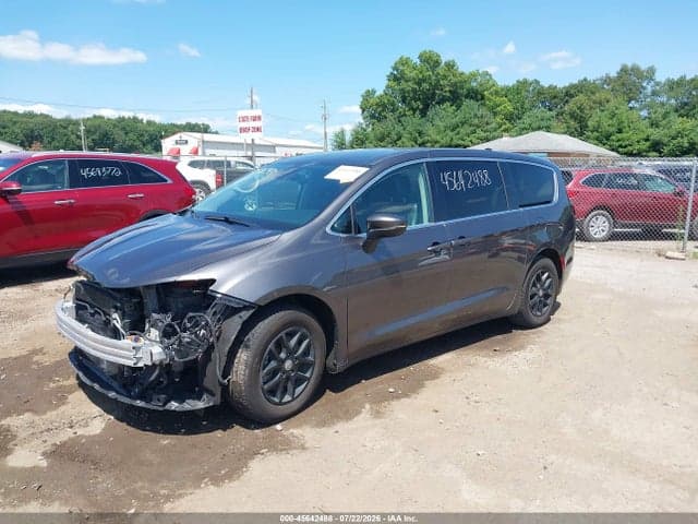 2023 CHRYSLER PACIFICA TOURING L 2