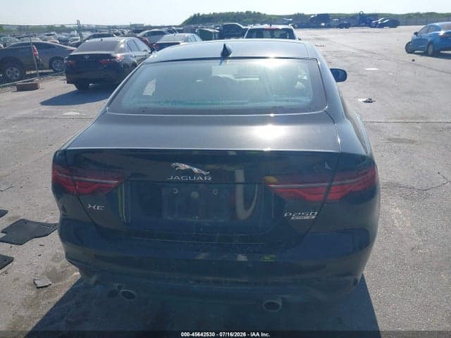 2020 JAGUAR XE S AWD AUTOMATIC 17