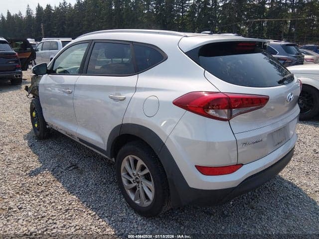 2017 HYUNDAI TUCSON SE 3