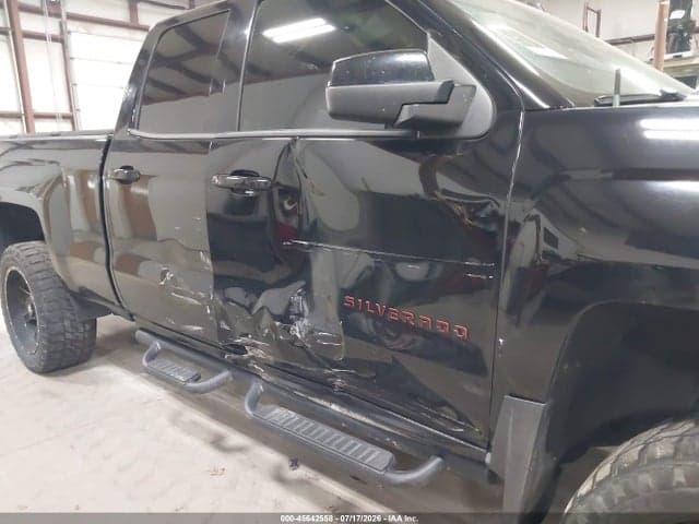 2017 CHEVROLET SILVERADO 1500 2LT 6