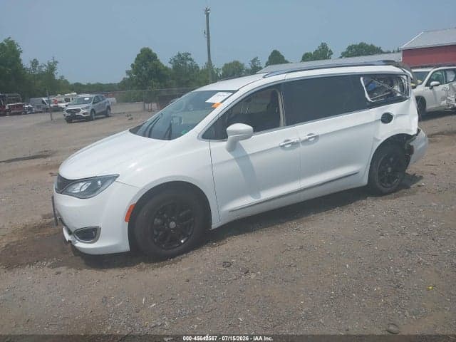 2020 CHRYSLER PACIFICA TOURING L 2